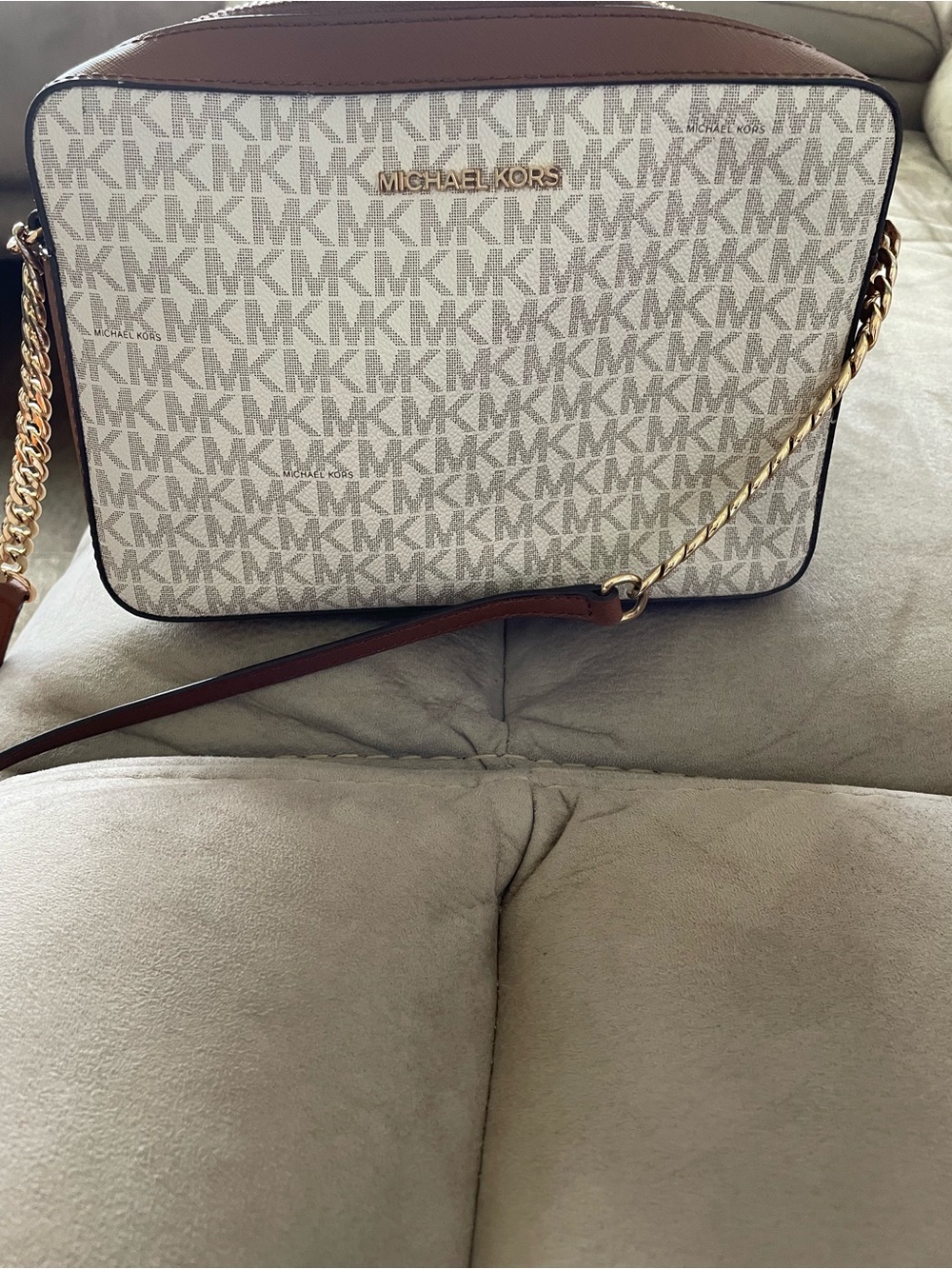 Michael Kors Vanilla MK Logo Crossbody with Brown Trim - Picture 2 of 4
